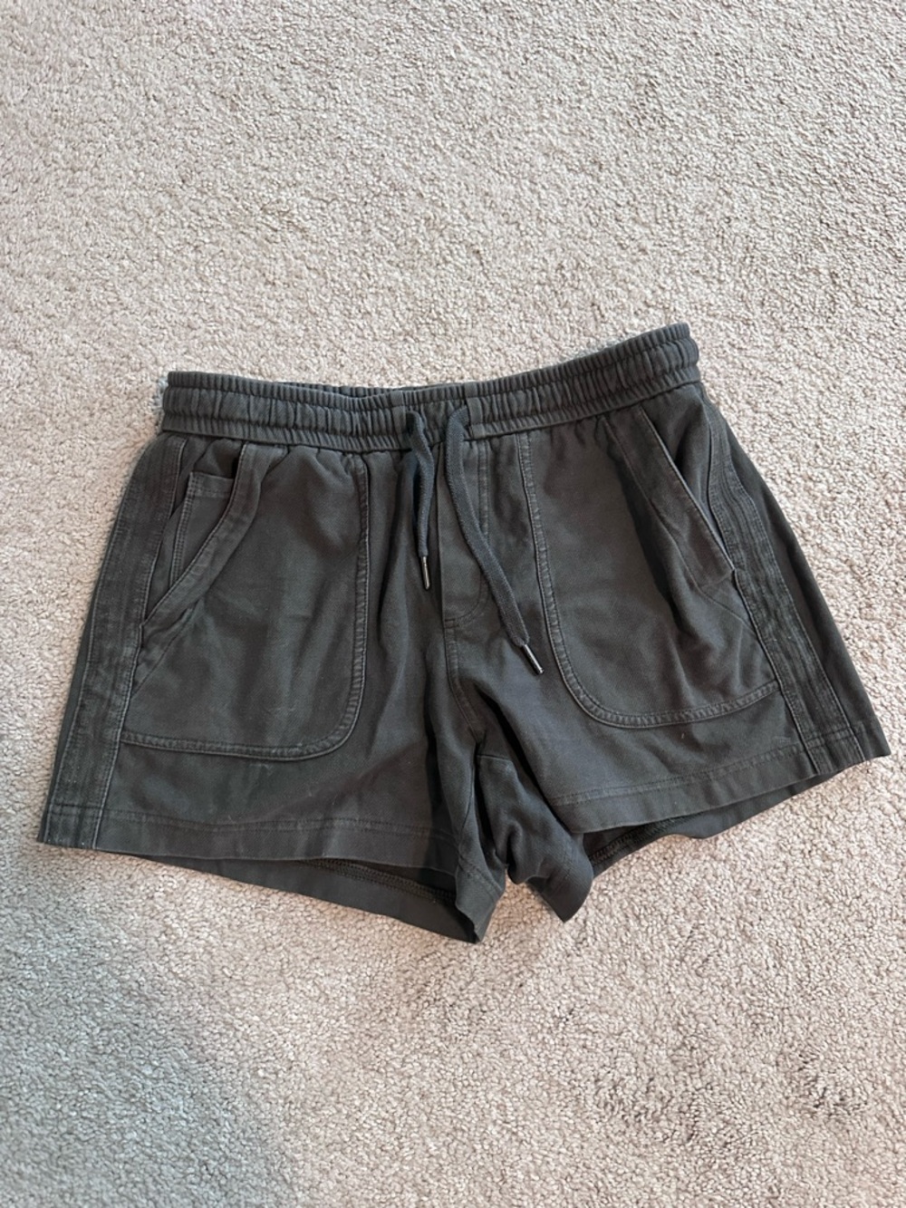 Athleta farallon shorts